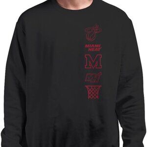 Junk Food NBA Miami Heat Stacked Logo Licensed Men Fleece Crew Neck Sweatshirt-L